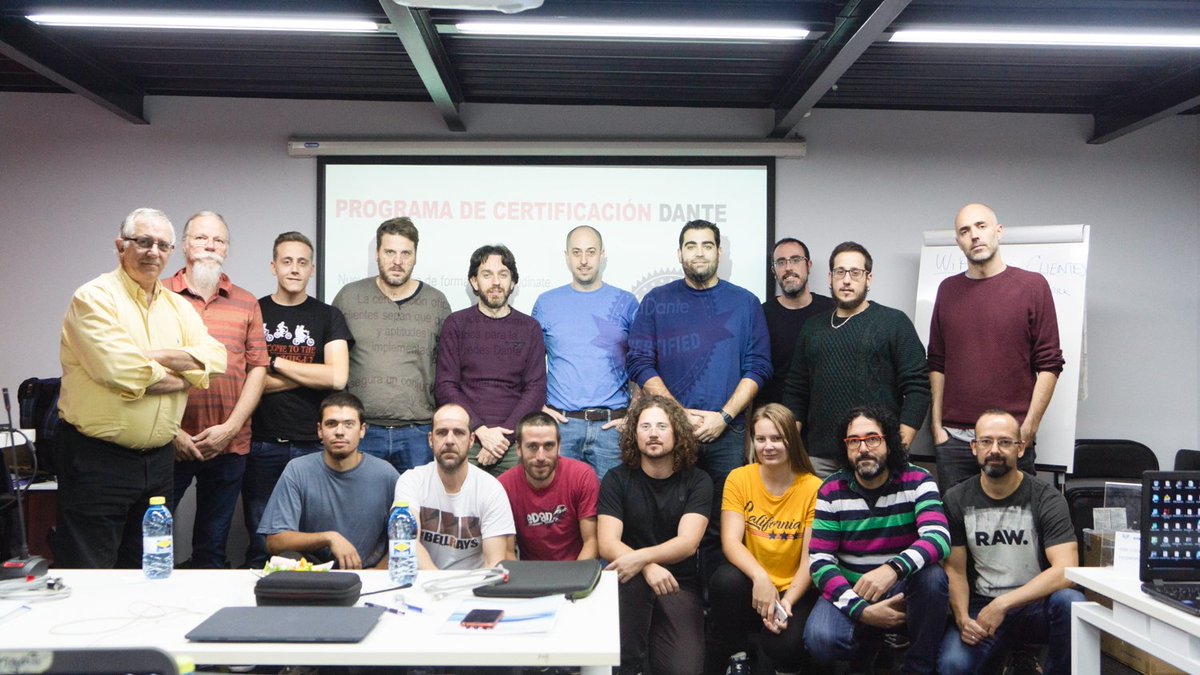 Equipson's tweet photo. Curso Oficial de Dante 1. Impartido por James Woods de Woods Engineering en colaboración con Equipson. #equipson #woodsengineering #Audinate #certificate #Dantecontroller #DanteVisual https://t.co/xZeDe7dL1u