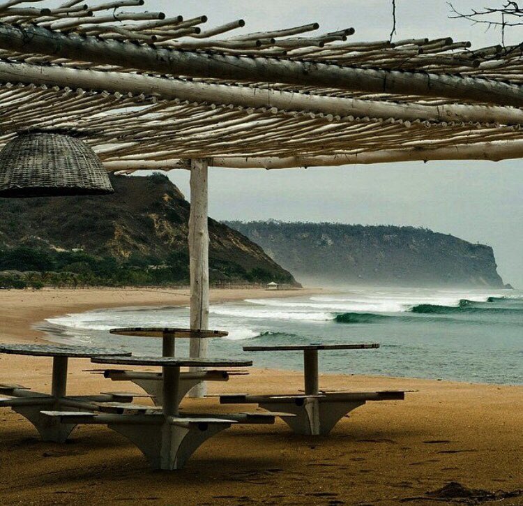 brunopain1's tweet photo. via :  @Angotourism1 

Cabo Ledo is a large cove located in the province of Bengo, in the heart of the Quissama National Park in Angola.
120 km south of the city of Luanda.
#caboledo #angola #bengo #photography #beach #sunset #sun  #tourist #praia #beautifull #ondasgigantes https://t.co/9yV84KtYhN