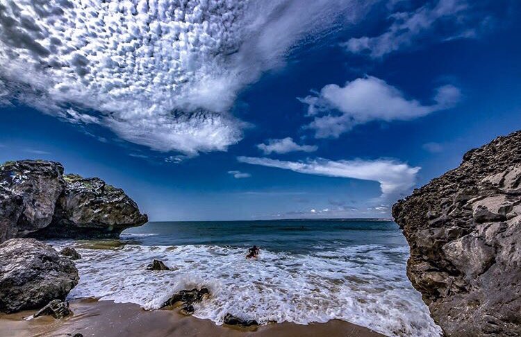 brunopain1's tweet photo. via :  @Angotourism1 

Cabo Ledo is a large cove located in the province of Bengo, in the heart of the Quissama National Park in Angola.
120 km south of the city of Luanda.
#caboledo #angola #bengo #photography #beach #sunset #sun  #tourist #praia #beautifull #ondasgigantes https://t.co/9yV84KtYhN