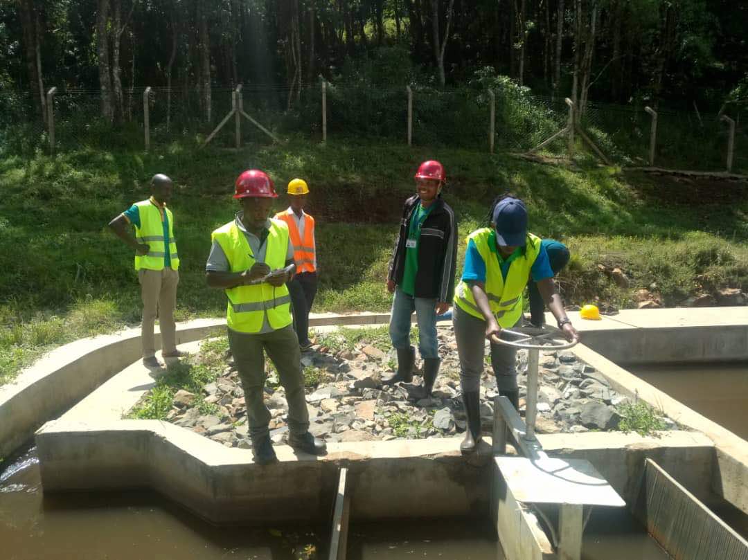UmbrellasWatsan's tweet photo. #MWEworks #Umbrellaswork: Officials from @UmbrellasWatsan-Eastern region carrying out monitoring and inspection of Bukwo WSS water intake in Bukwo district. @okidi64 @alfayole @AfDB_Group @StateHouseUg @UgandaMediaCent @Parliament_Ug @HonKibuule @AlanMugabi @DominicKavutse1 https://t.co/YrOl3YRrUp