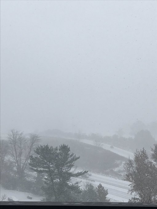 Now I&rsquo;m snowed in, FML! https://t.co/KO9eWLpWJ3<a href="/tag/crabhousemondays"class="tags"><span>#crabhousemondays</span></a>