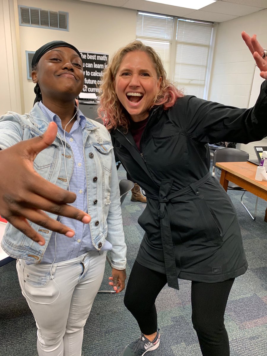 ⁦<a href="/McMeg15/">Megan McMahon</a>⁩ ⁦<a href="/EdSurge/">EdSurge</a>⁩ Megan hanging out with the kids at the MAPs program before #edsurgetlc Atlanta 🤙🏾