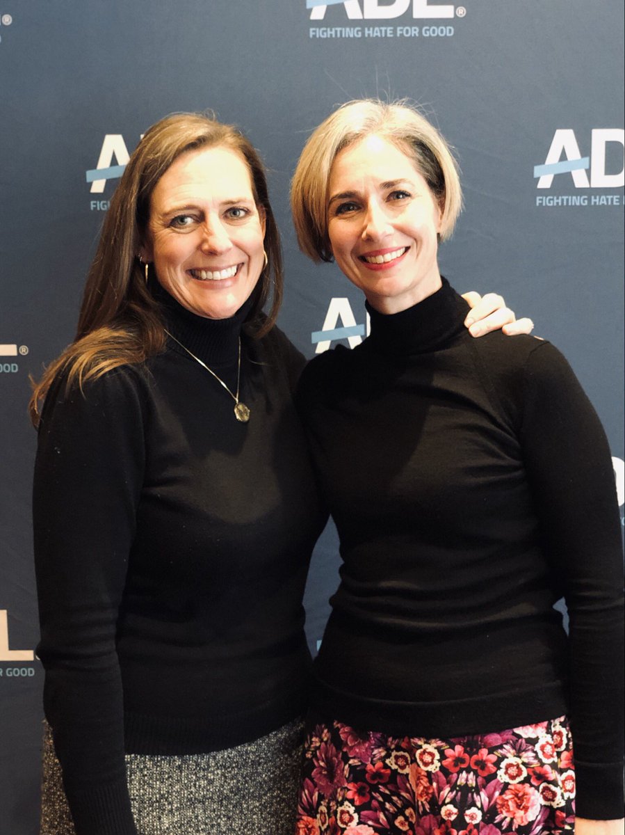 TanglewoodMS's tweet photo. Congratulations to our counselor, Dorothy Wang Leahy, a 2018 recipient of the Anti-Defamation League Walter Kase Educator Excellence Award. 🐊 #TeamTanglewood #ADL #NoPlaceForHate https://t.co/oZpj0EdOzH