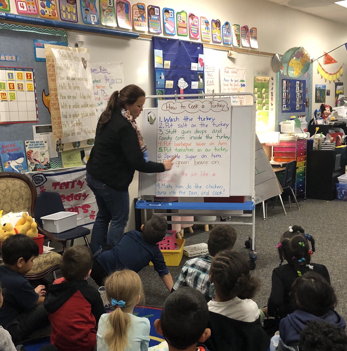 Ms. Terry’s class plans how to cook their turkey! How do you cook yours?  <a href="/BlackshearKISD/">Blackshear Elem.</a>  #promise2purpose
