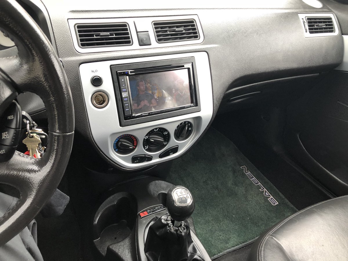 F1gh's tweet photo. saleen Dash with the Navi! #2005 #0019 #Saleen #Ford #Focus #Zx3 #N2o https://t.co/BqqH0Jj2Vg
