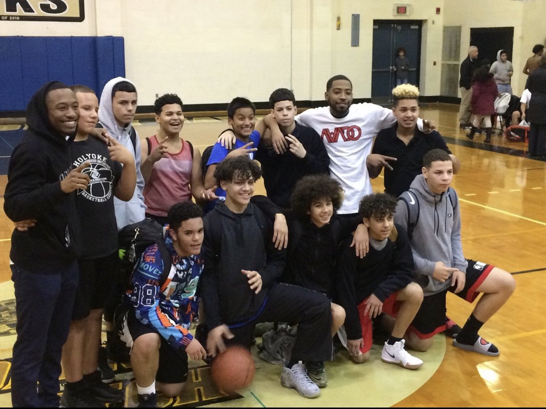 ThePeckPhoenix's tweet photo. Huge congrats to the Peck Basketball team for their championship win! #peckpride @HPSHOLYOKE @SzrikeHPS https://t.co/EH5NxEOsj0
