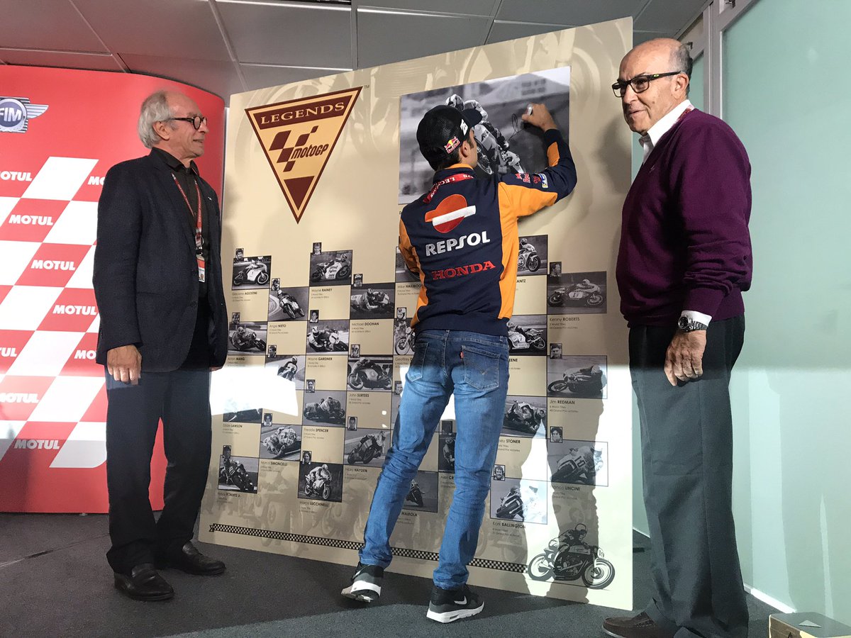 HRC_MotoGP's tweet photo. .@MotoGP Legend @26_DaniPedrosa 👏 https://t.co/AjH3LNrSdI