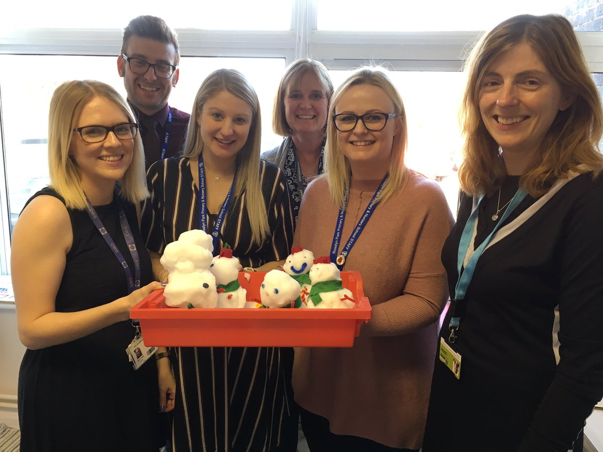 HeidiShewell's tweet photo. Our @P6PNottm Snow-family #ScienceGroup Really like baby snow thingy..... https://t.co/lmQlHDm0bO