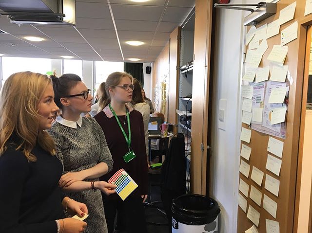 gradunique's tweet photo. Earlier this week at Macmillan we participated in the Future Leaders #innovationchallenge18 with graduates from across our corporate partners. 
_____
We had a great couple of days learning and testing new design and innovation skills - then working in teams to develop and pitch c https://t.co/T5br1XqJhq