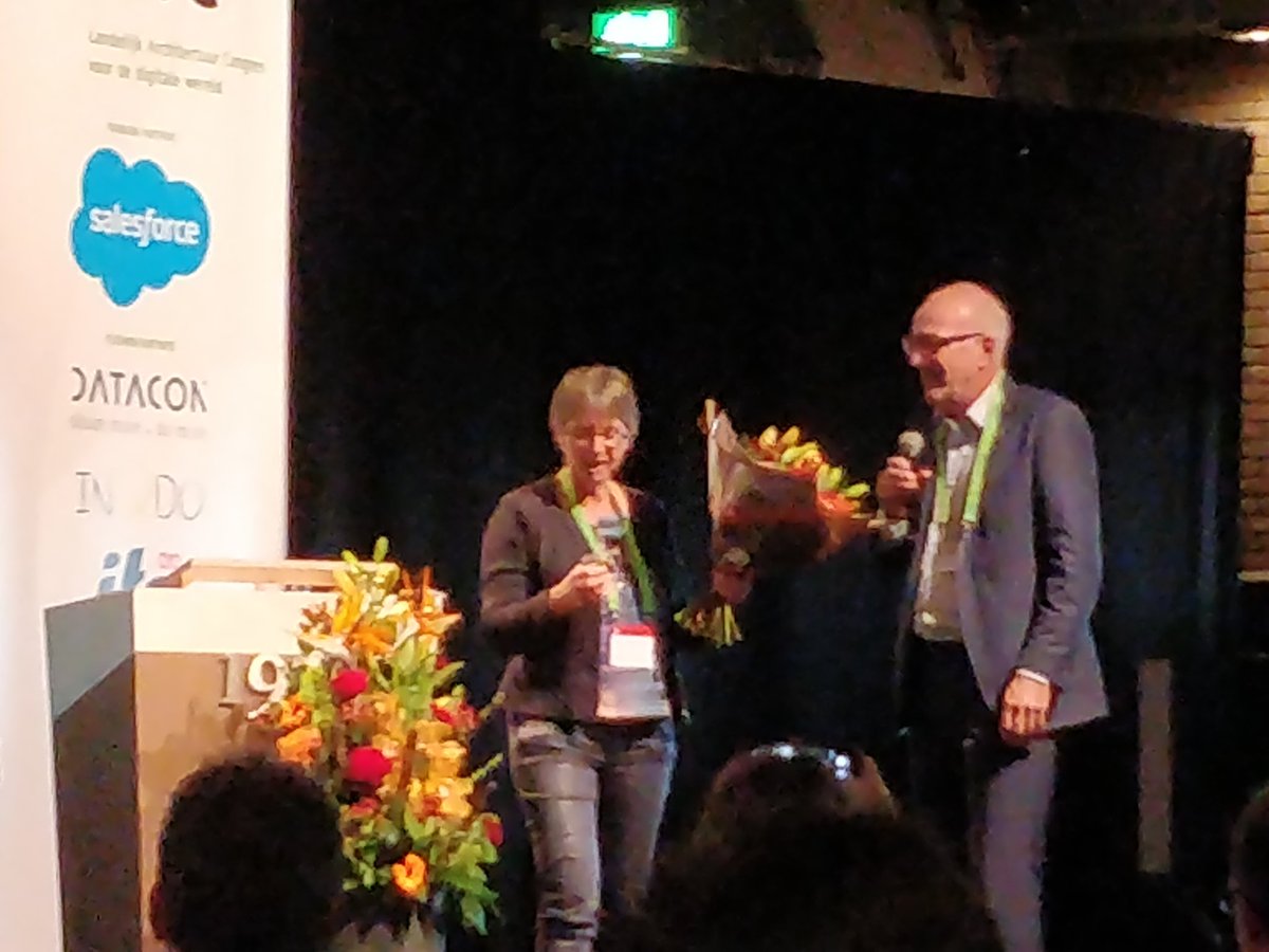 NakedN3rd's tweet photo. Dr. Marlies van Steenbergen accepts NAF penning at LAC congress, saying "het was helemaal terecht! (And long overdue)" 😀 #LACNL https://t.co/SdNLleK6ho