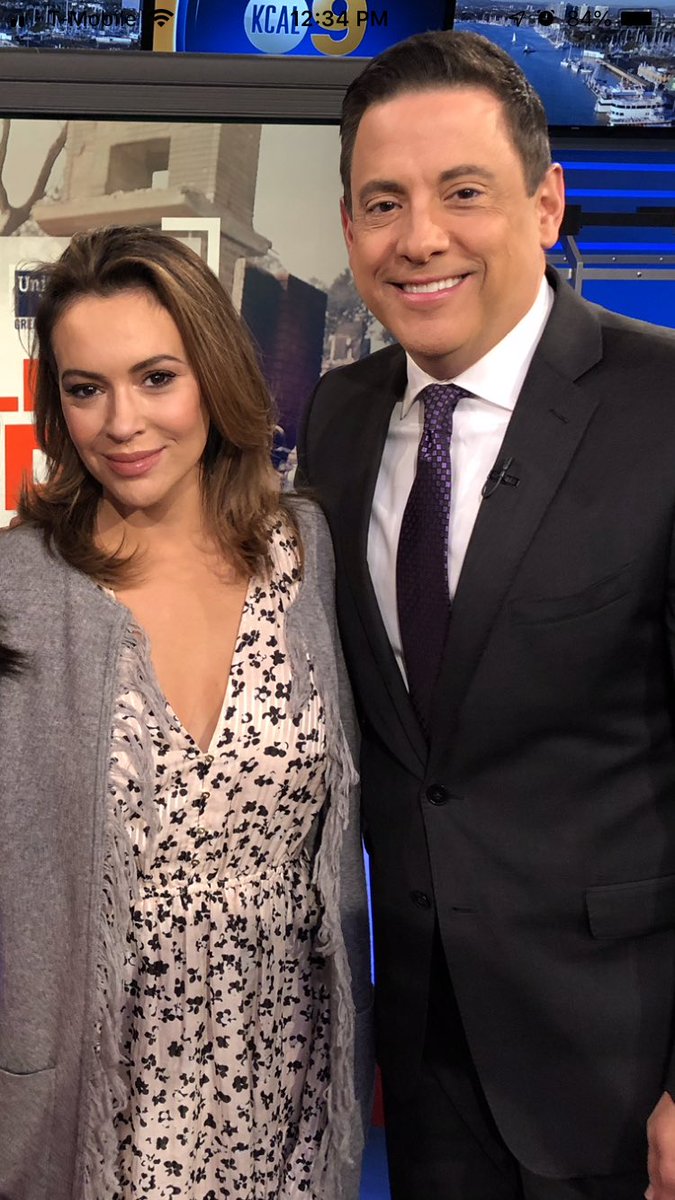 NewsJuan's tweet photo. Our thanks to @Alyssa_Milano for helping us kick off a successful fire relief fundraiser. At last count we we raised more than $1.1 million. Not counting mailed in checks. #cbslahelps @CBSLA @LAUnitedWay https://t.co/o0Be7JMVUn