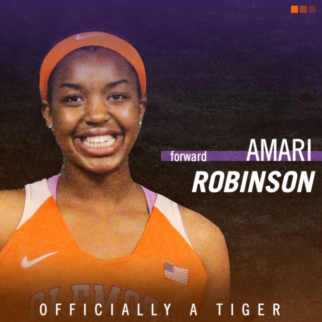ClemsonWBB's tweet photo. Welcome to the #ClemsonFamily, Amari! 🏀🐅 #TLC https://t.co/lRzRA0JueH