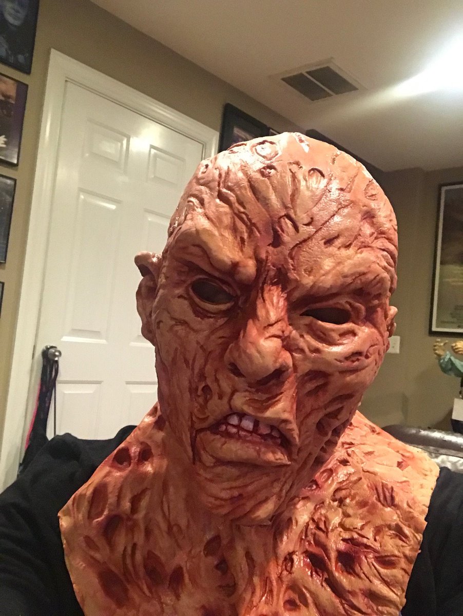 Charles Robinson tweet media