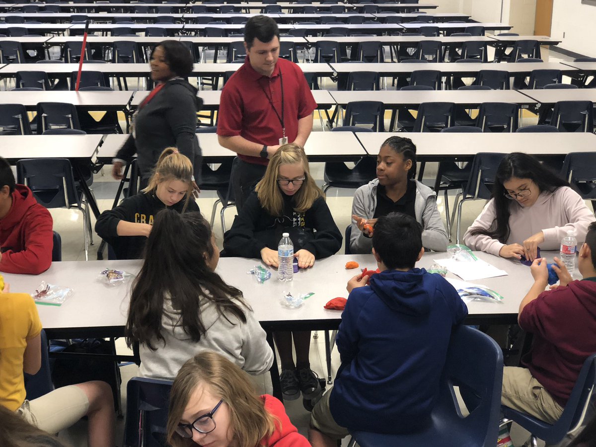 AshMc28's tweet photo. Kinesthetic Writing Process! How is a writer like a sculptor? Why is the writing process SO important? #engagingexperience #letthembelittle #funinELA @CrandallMiddle @OfficialCISD @lead4ward https://t.co/q3wtaZbpkZ