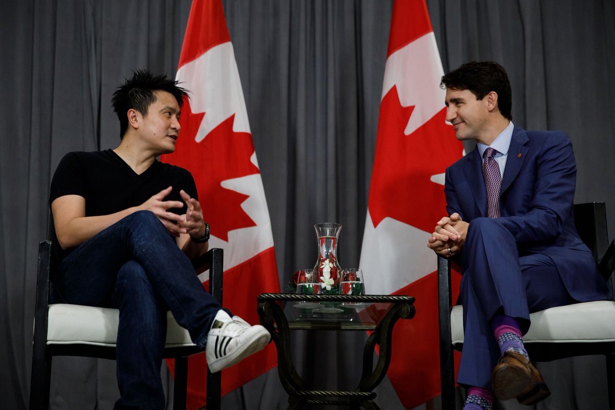 CanadianPM's tweet photo. Prime Minister Justin Trudeau meets with @MinLiangTan, CEO of @Razer and @THX, today in Singapore. https://t.co/ul43YFgkCs