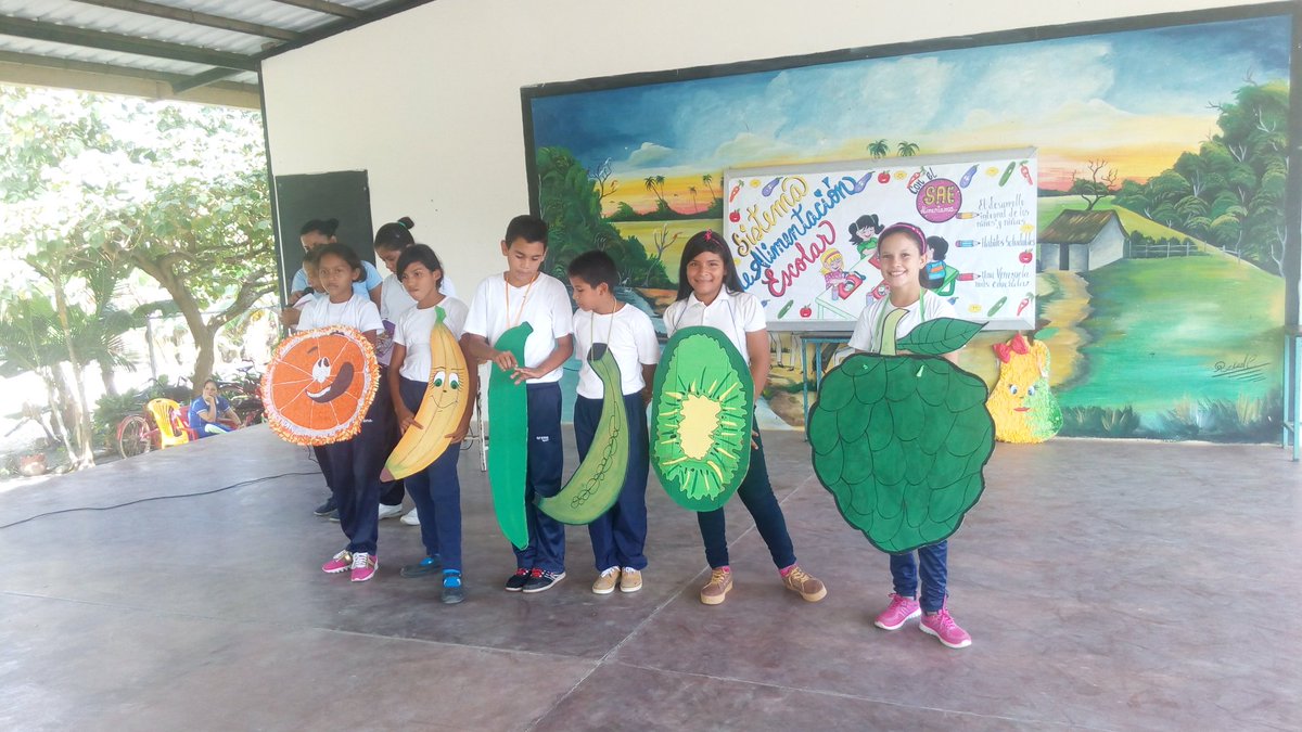 rebkdur's tweet photo. Participación masiva de toda la comunidad de Calceta en la celebración del Día Alimentación en la Escuela ZOILA ELENA MELEAN DE ALVARADO @RosendoEvelin  @EvelinRosendo1 @CulturaZEBnas @psuvaristobulo @Dayanamendoza https://t.co/toGrHL237l
