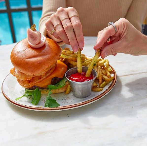 We encourage double dipping at Fig. #figsantamonica