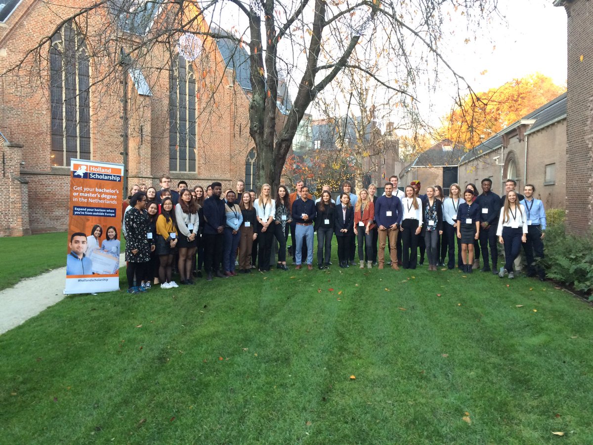 NoorGroenendijk's tweet photo. Dutch and international Holland Scholarship recipients gathered today in Utrecht for the Holland Scholarship Day 2018 #internationalweek #internationalstudent @Nuffic @StudyinHolland https://t.co/mPLLG60jLj