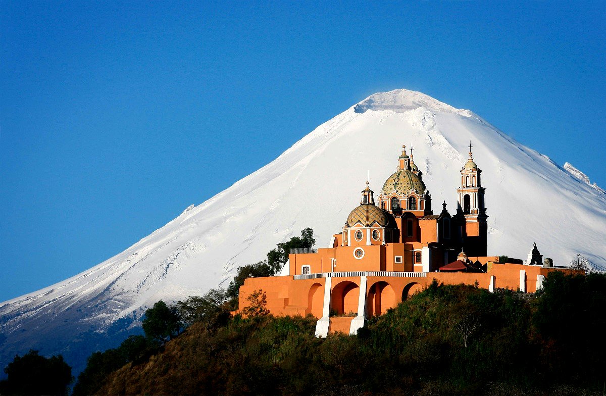 Para el recuerdo y con este frío.
Qué Chula es Puebla.