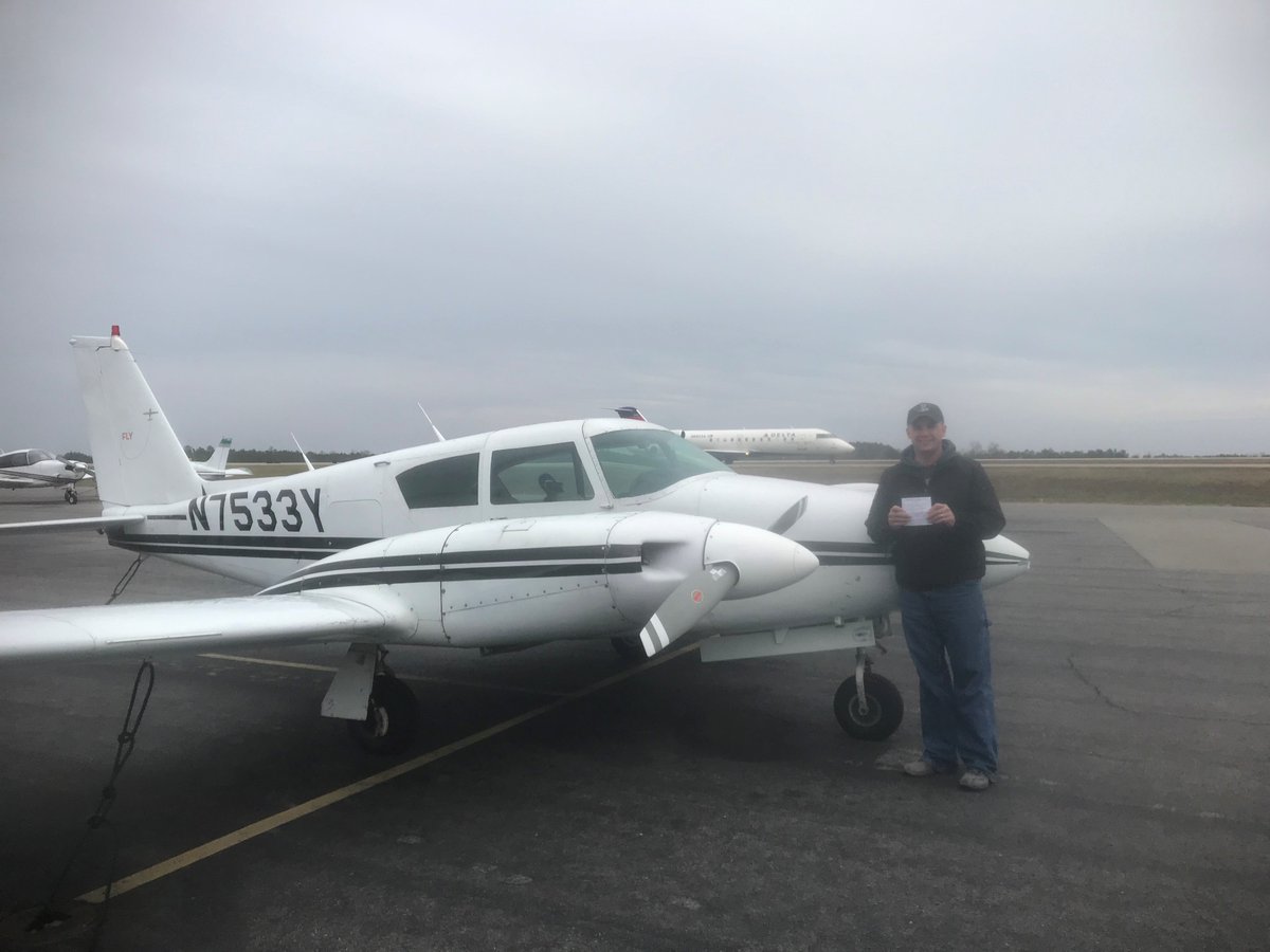 GoJet_Airlines's tweet photo. @Rotary2Airline GoJet #RTP pilot, Kris Shallow, is moving on up to the right seat! Congratulations on completing all of your ratings. We're proud of this milestone and are glad to welcome you to the GoJet team. #RotorTransition #HelicopterPilot #CommercialAviaton https://t.co/m4M5HvyRD9