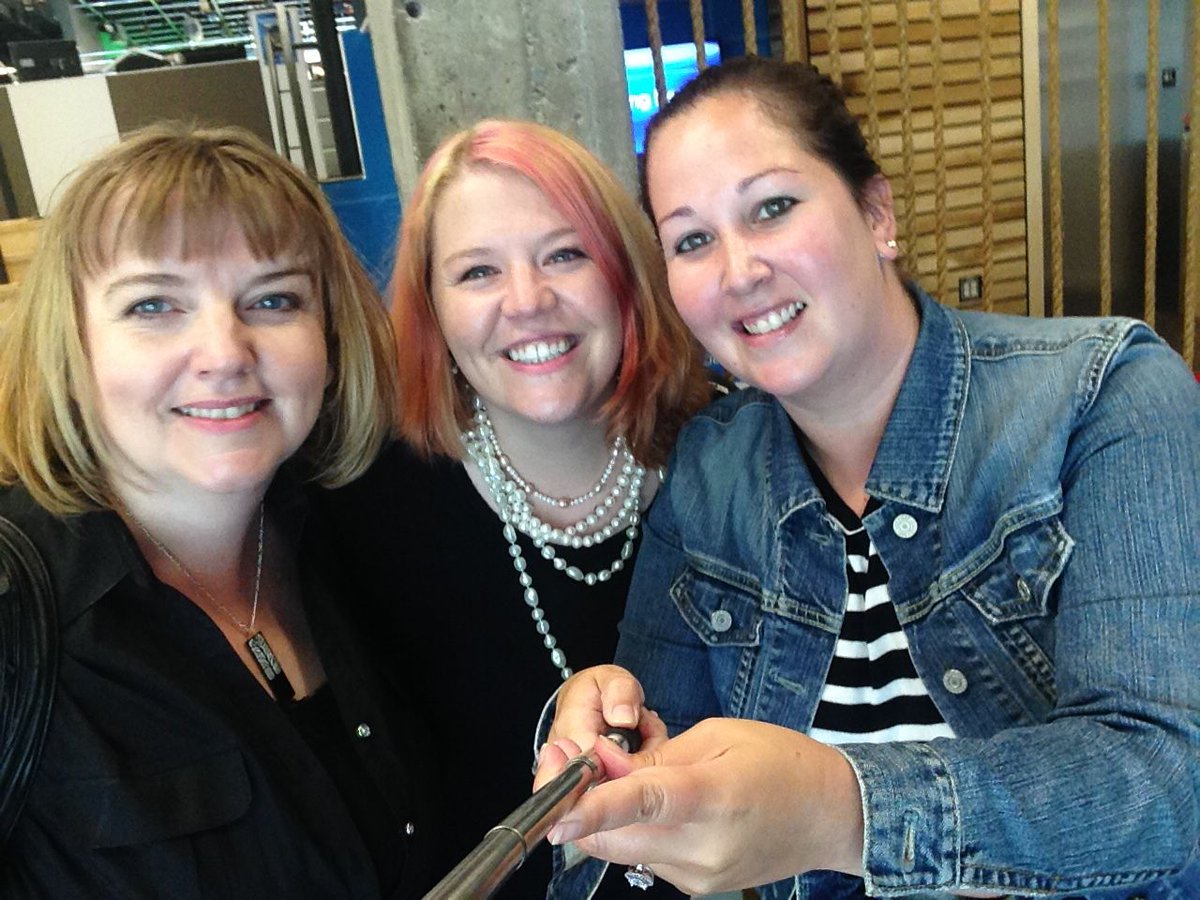 Swell_Atlantic's tweet image. The start of true partnership but most importantly friendship 💕 #BossBabes #Partnership #BlogJamAtlantic #ThrowbackThursday