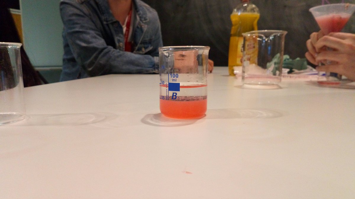 PeterDaVinci's tweet photo. Extracting DNA with this year's Leaders in Science @LiS_Herts @N_HertsCollege https://t.co/SQiNzdg8TJ