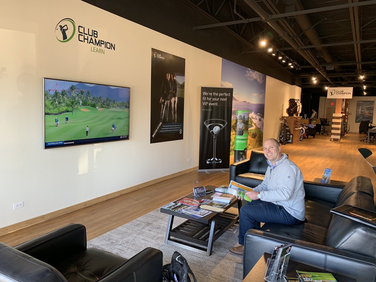 EPONGolf_USA's tweet photo. Caleb Smith at Club Champion waiting to see the EPON doctor! https://t.co/Lr6EPBvOoU