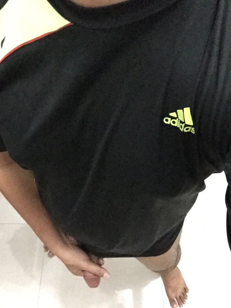 futsalguytop's tweet photo. Coli pake kaos futsal bekas 2 hr d pakai. https://t.co/w7Ijh13Eyr