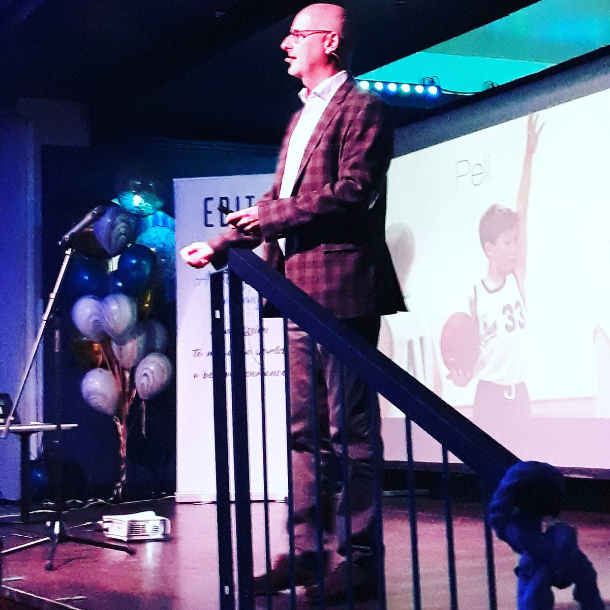 hennatolvanen's tweet photo. .#henrikdettman: Joukkue, kuten myös tiimi työelämässä, tarvitsee erilaisia pelaajia. 
#editailta #editapublishing https://t.co/6mh30XYKcQ