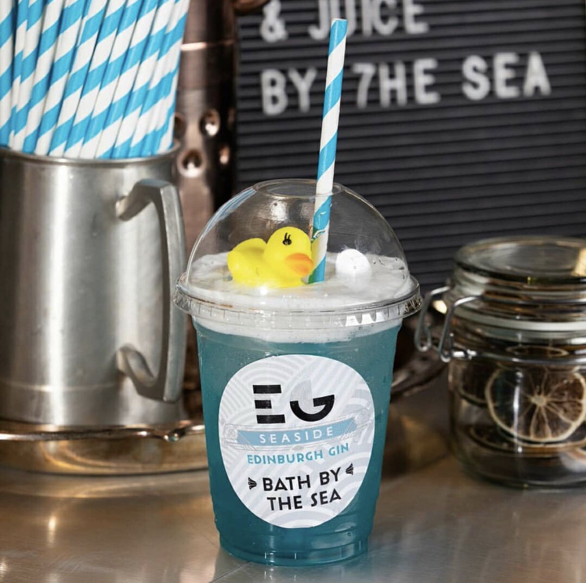 EdinWestEnd_'s tweet photo. #CITCEdin 🍸 was last weekend and we are delighted to share that @TVOBedin & Edinburgh Gin won second place for Best Overall Bar 🏆 Woohoo! @Cocktailsinthec
#hiddengems #takeacloserlook #thisisedinburgh #edinburgh #edinburghcocktails #cocktailsinthecity https://t.co/6ISL1bRMLU