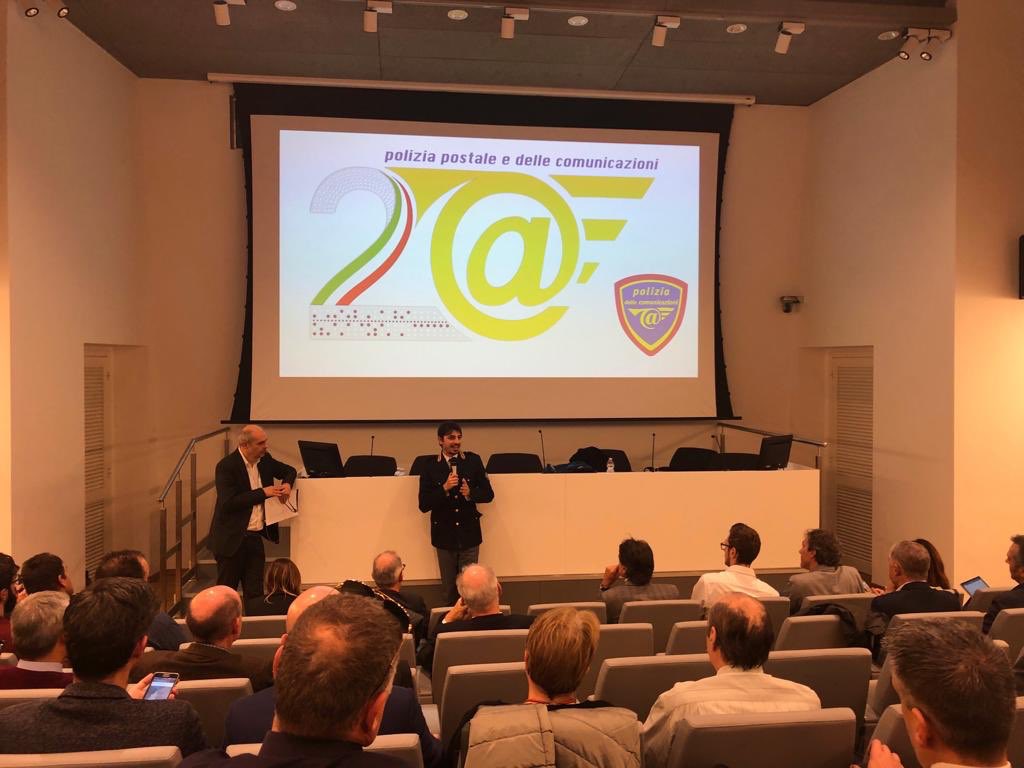 yarixsocial's tweet photo. La collaborazione di #Yarix, #DigitalSecurityDivision di @VarGroup, con la @poliziadistato: la testimonianza di Letterio Saverio Costa, Commissario Capo Tecnico della Polizia di Stato a #VarEvolution https://t.co/kpXt05uK2Y