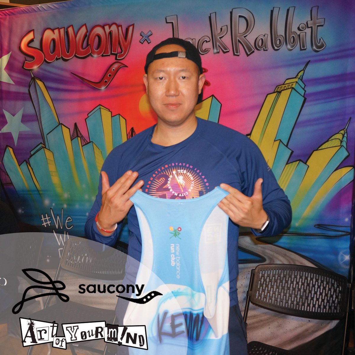 ArtOfUrMind's tweet photo. Custom NY themed Saucony x Jackrabbit banner was perfect for showing off newly customized pieces! โญ๏ธโญ๏ธโญ๏ธโญ๏ธโญ๏ธ #saucony #jackrabbit #sauconyevent #jackrabbitevent #newyorkrunning #nyrunning #nyrunningco #customartwork #nycmarathon #newyorkmarathon #raceday #customtees https://t.co/ivhfvrPFpU