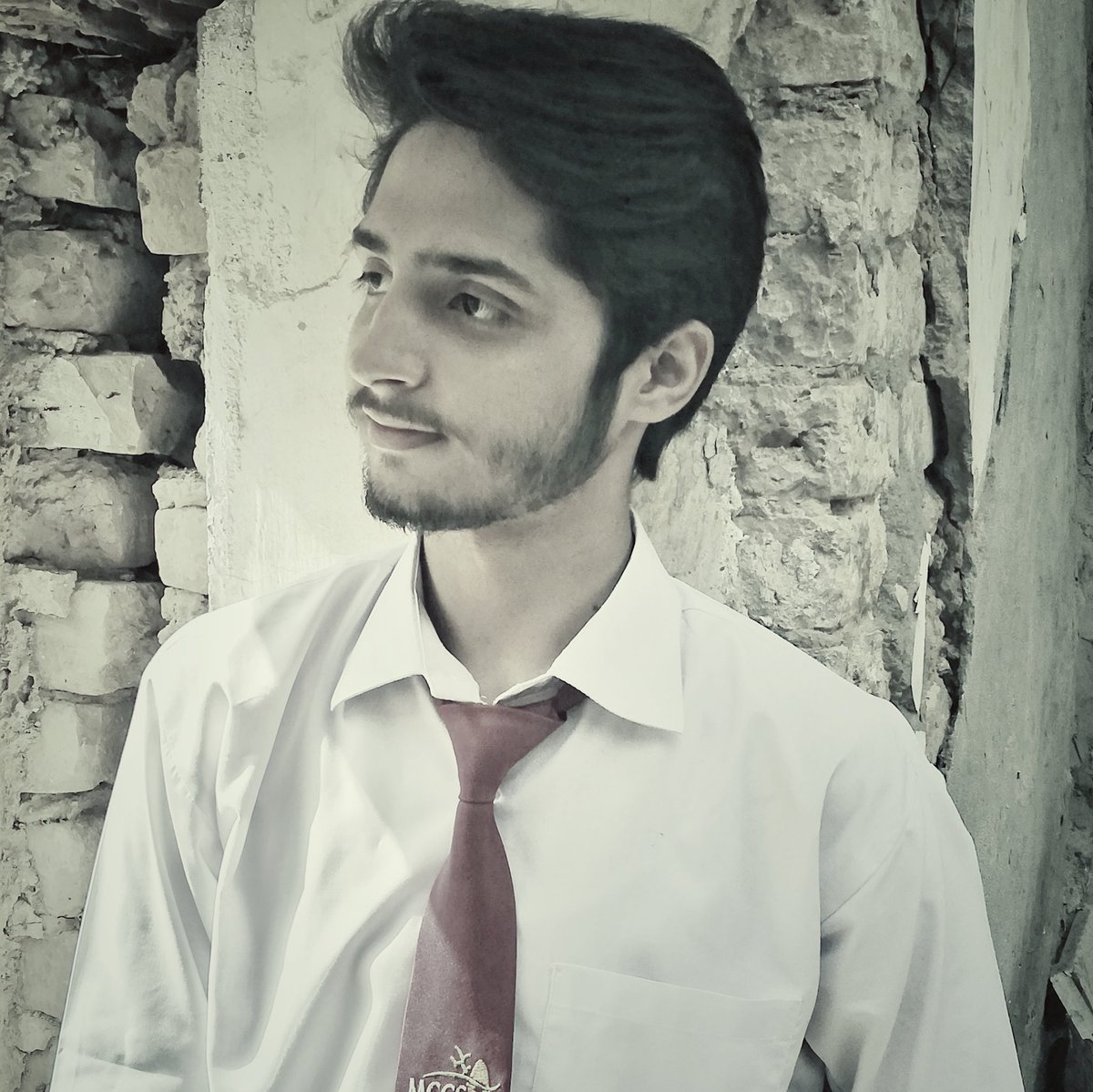 HumayunMHA's tweet photo. Old School New Days
#NewProfilePic #HumayunMHA https://t.co/7SRDqR5YN5