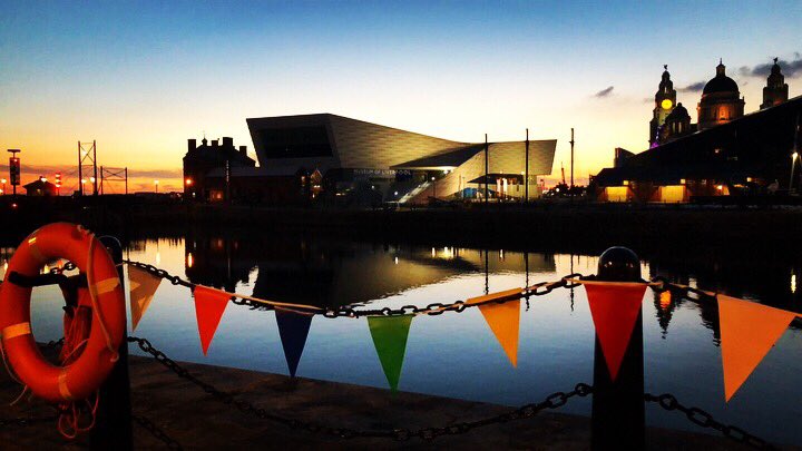 LpoolChamber's tweet photo. The winner of the 'Beauty' category in our #GetOutThere18 photo competition is... @danmcginleyy, Sales &amp; Marketing Executive at @SQOneTraining for his amazing image taken after a few meetings in Liverpool. Congratulations Dan! 🎉 https://t.co/0gaBPwyczE