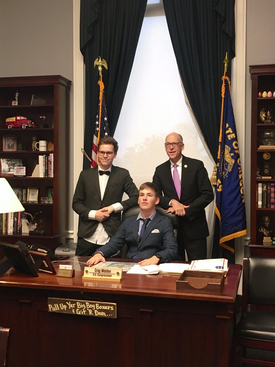 Not only Moritz and Noah from #Germany got to share their love to American football 🏈 in #Oregon with <a href="/repgregwalden/">Archive: Rep. Greg Walden</a> , but they also got to seat at his desk! What a wonderful #CivEdWeek experience 🙌