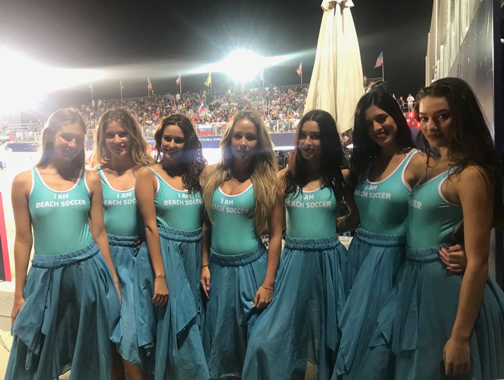 IdairaRgz's tweet photo. We are in Dubai and our hips don't lie!!
Huawei Beach Soccer Intercontinental Cup 2018! #OceanMove @BeachSoccer_WW
.
.
.
.
.
.
#dancers #cheerleaders #music #sport #promotion #lifestyle #travel #love #bsww #dubai #canaryislands🌴 #passion #team #hardwork #huawei #futbol https://t.co/IHoUEH7dh0