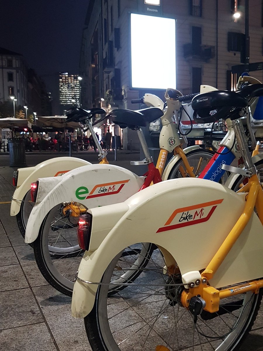 cycling's tweet photo. Thank you to @BikeMi for providing the beautiful bikes for the #UCIBikeCity city cycling tour! A great way to close the first #UCIForum hosted by @Pirelli in Milan ๐ฎ๐น๐ฒ https://t.co/BBTPu7arHt