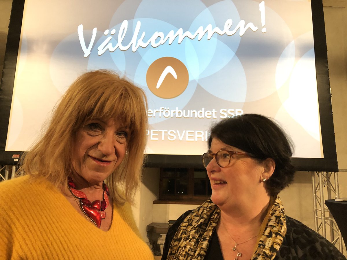 Nu laddar vi för en  medlemskväll i Örebro med mycket skratt och en del allvar. <a href="/HeikeErkers/">Heike Erkers</a> @SaraClaes #öppetsverige #bästafacket