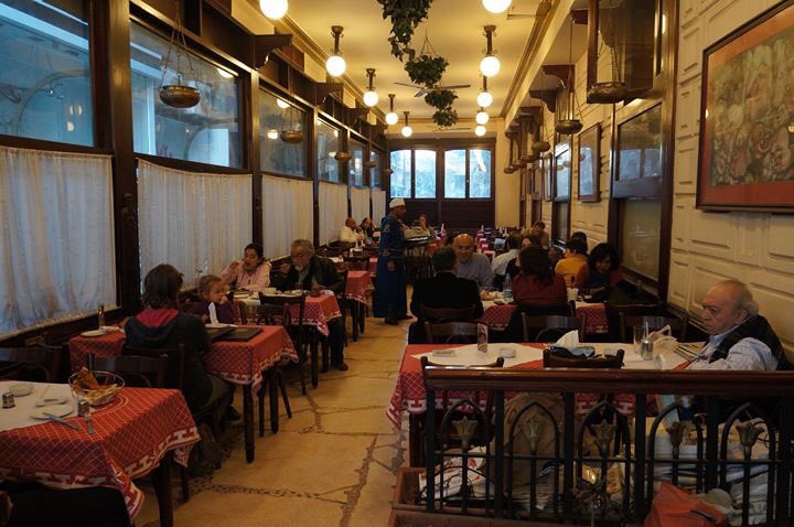 aesthetics1_'s tweet photo. Cafe Riche . Egypt , Cairo , Downtown | 1908 https://t.co/Y7YfN4tNZs