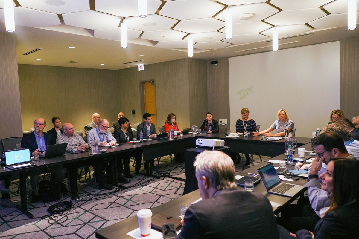 SarahLuden's tweet photo. Scenes from yesterday's #IoT track at the @DellTech Analyst Summit. Great discussions on strategy, GTM &amp; partnerships, tech vision and we heard from awesome partners/customers @TridiumInc @SoftwareAG @vmwareIoT! https://t.co/lN1VgQIBaK