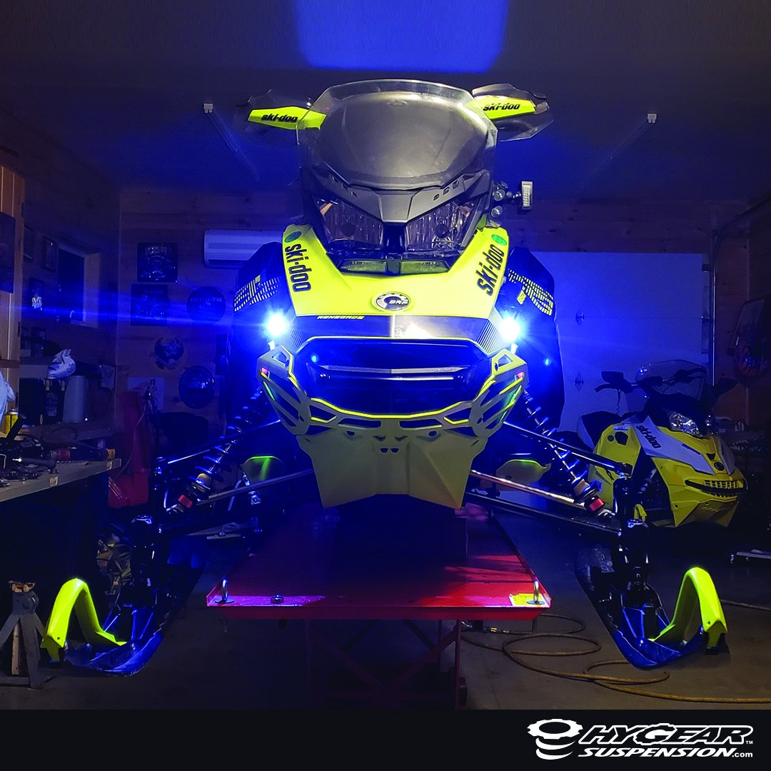 ridehygear's tweet photo. Getting’ ready! Custom Axis G4!
.
Photo Credit: Jason Dino
#hygear #hygearsuspension #customaxis #twistedsprings #dualrate #skidoo #renegadex #renegade #xs #xp #rmotion #sc5 #kyb #hpg #pro40 #pro36 #g4 #xm #sled #snowmobile #backcountry #brap #axis #suspension #springkit #snow https://t.co/jybo9V5VW7