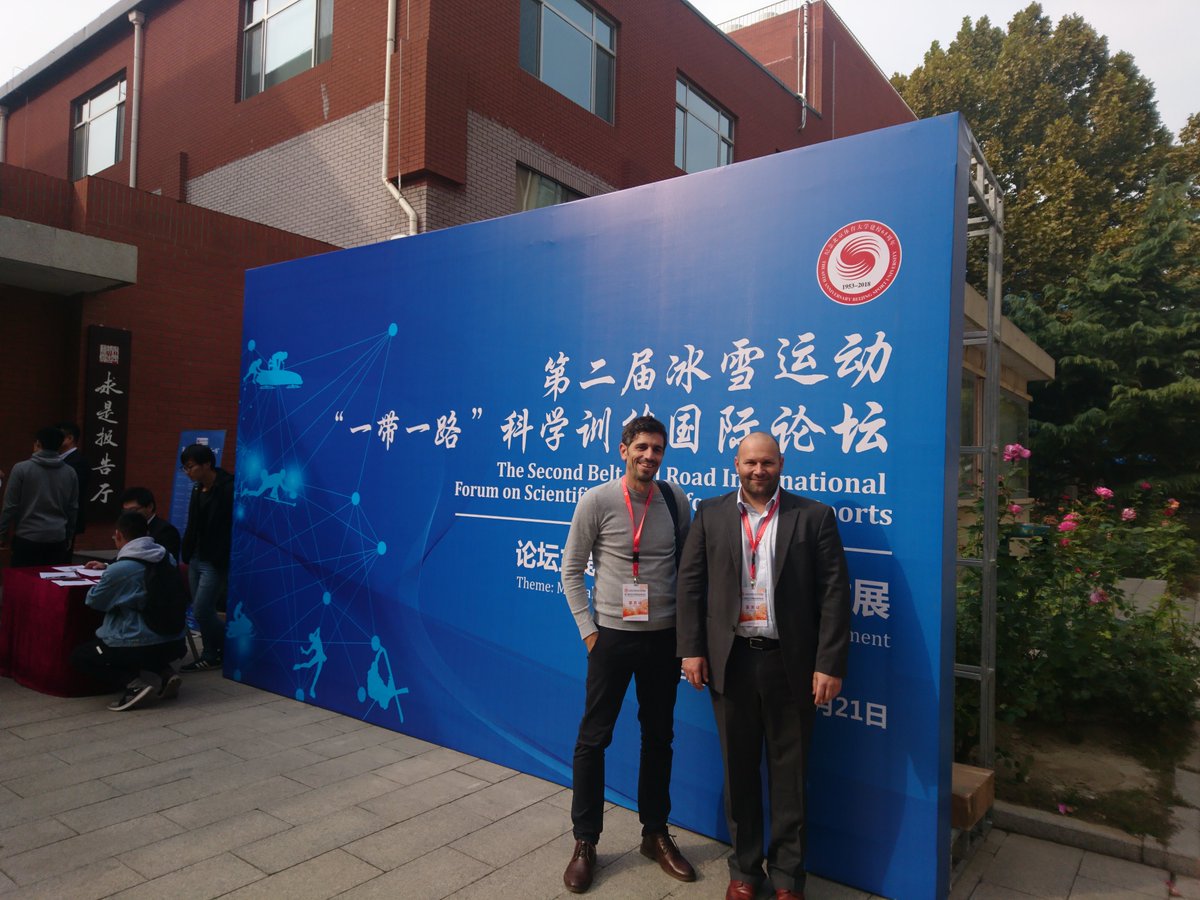 EHSM_Magglingen's tweet photo. Thomas Steiner (@Tom_Boneshaker), performance physiologist, and Silvio Lorenzetti (@silorenzetti), head of the Performance sport section, represented the #SFISM in #Beijing. They presented studies on cross-country skiing and ski jumping at a winter sport congress. #magglingen https://t.co/gONOeuX5Wi