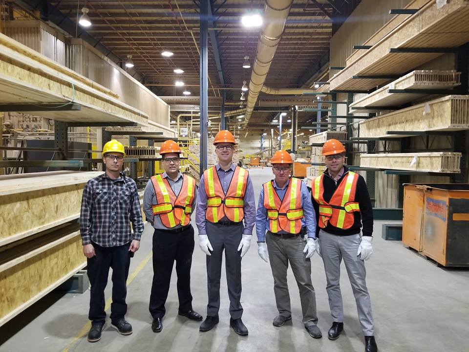 EACOMTimberCo's tweet photo. #EquipeEACOM à Sault Sainte Marie, Ontario accueillait l'équipe de Future Sault Ste. Marie pour discuter de projets stimulants ! #FutureSSM https://t.co/bhz1YQJ720