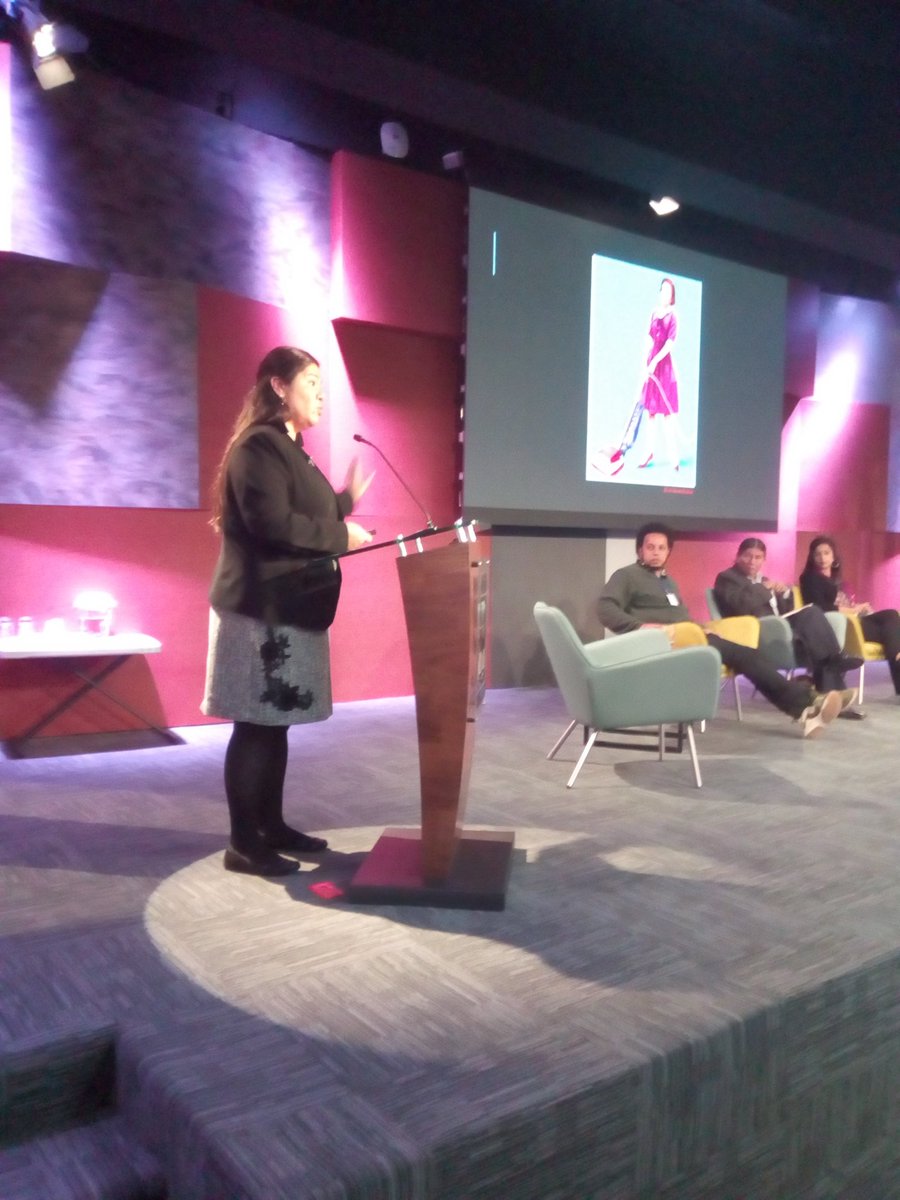 ProyectoDDHH_'s tweet photo. "La discriminación y el racismo en Estados Unidos empeora si eres mujer, campesina e indígena"
@MonicaRamirezDC
#ColoquioDH https://t.co/4Kciqr2DIo