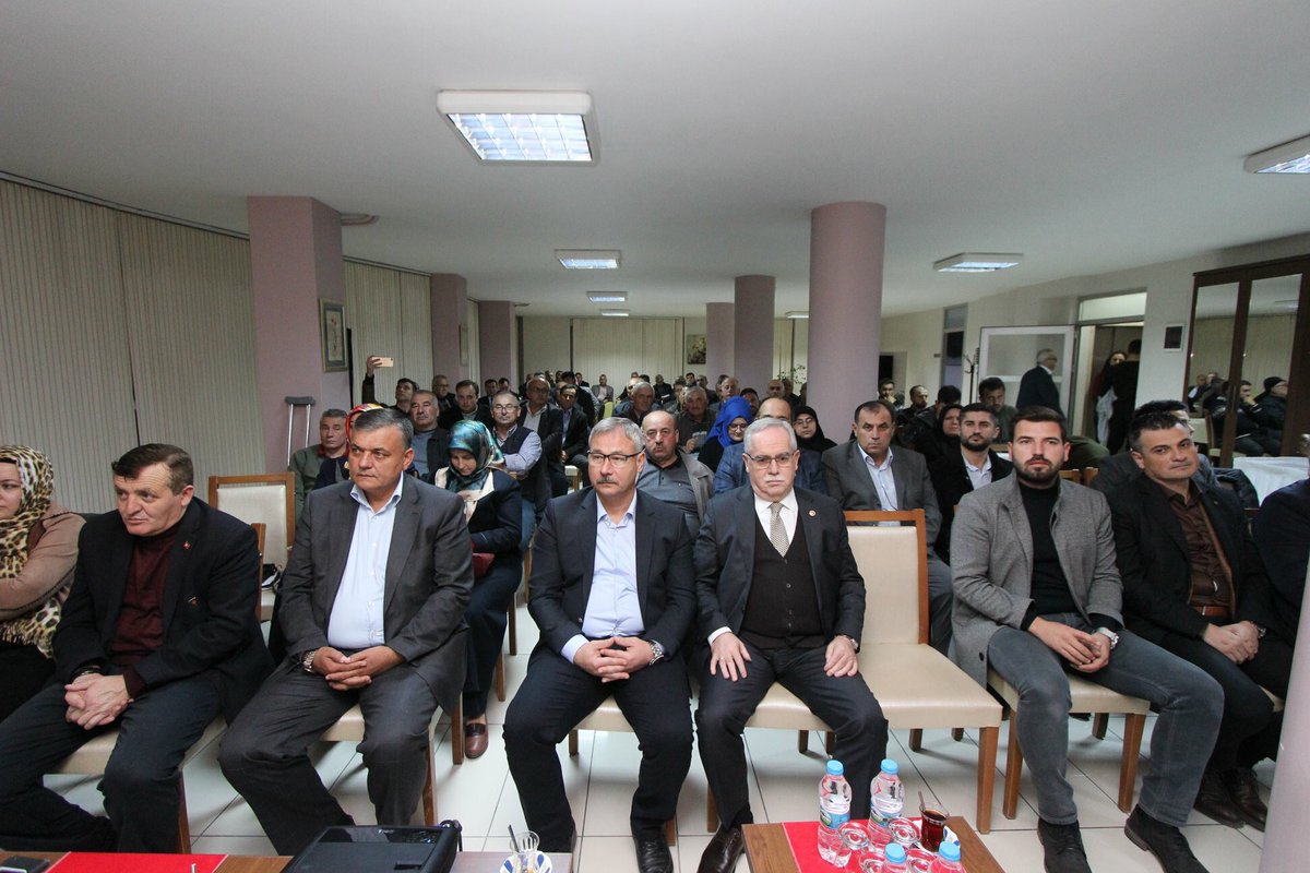 mvrecaiberber's tweet photo. Saruhanlı İlçe Teşkilatımızı ziyaret ediyoruz. https://t.co/q22biRrgLK