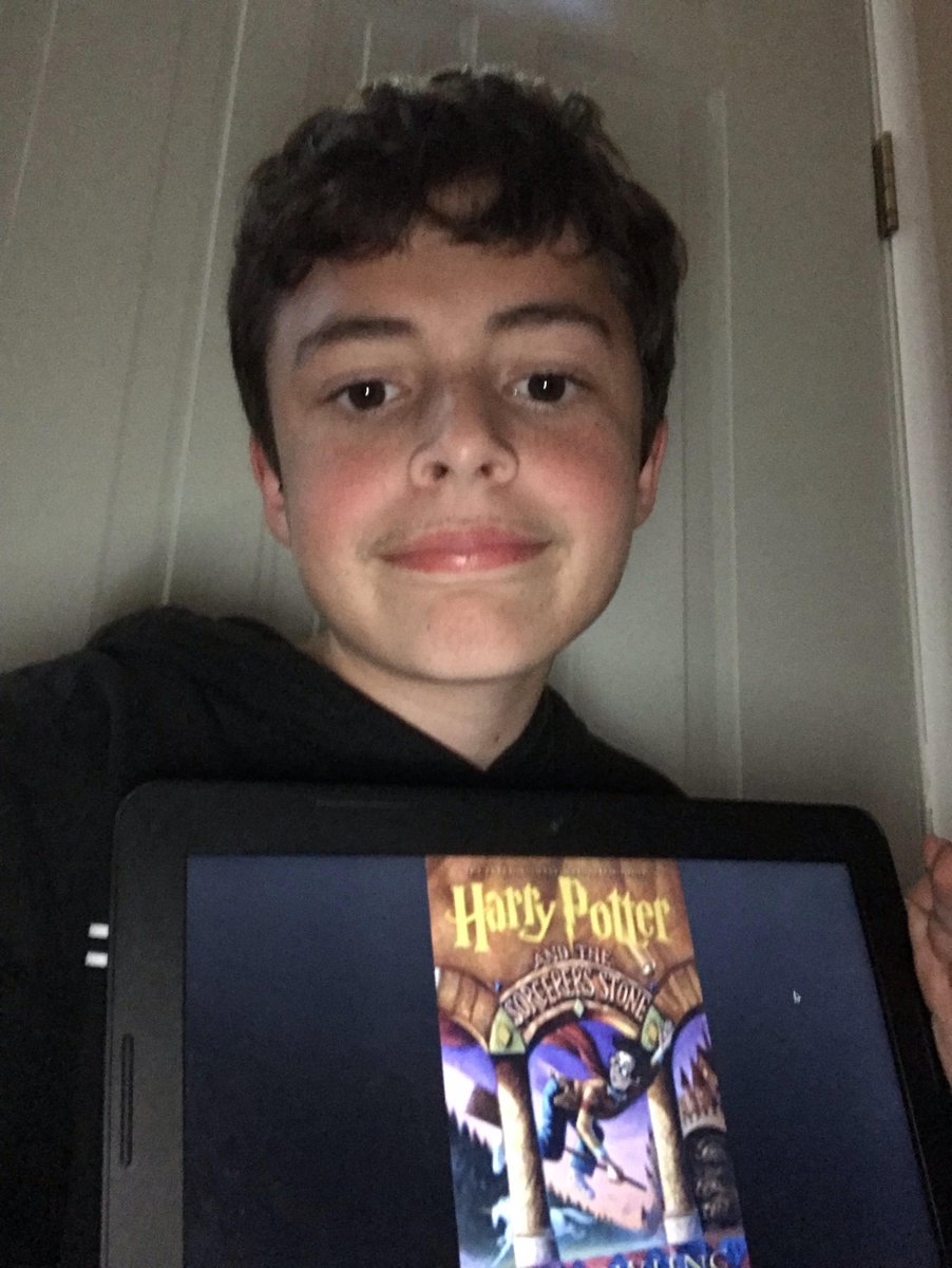 Redwood Readers tweet media