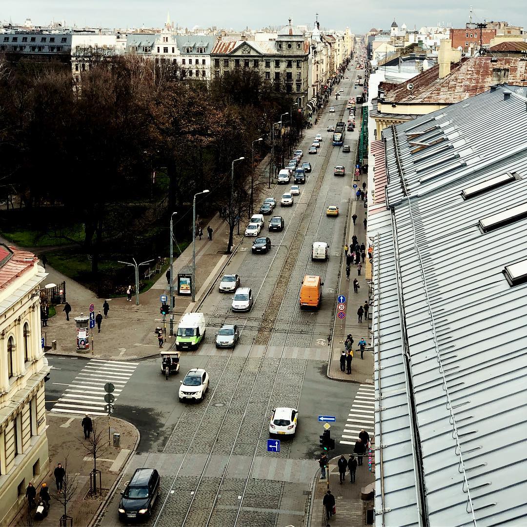 IMMER_GROUP's tweet photo. 🏢 🇱🇻 It is our pleasure to inform that our #IMMERDigital &amp; #IMMERDesignStudio colleagues in #Riga are relocating to new offce: 18, Vilandes street, 2nd floor, Riga, LV-1010: https://t.co/YoJe9ESDHZ 

Welcome 😎 

#immergroup #flexiblepackaging #packaging #immernews https://t.co/RxM37RpG02