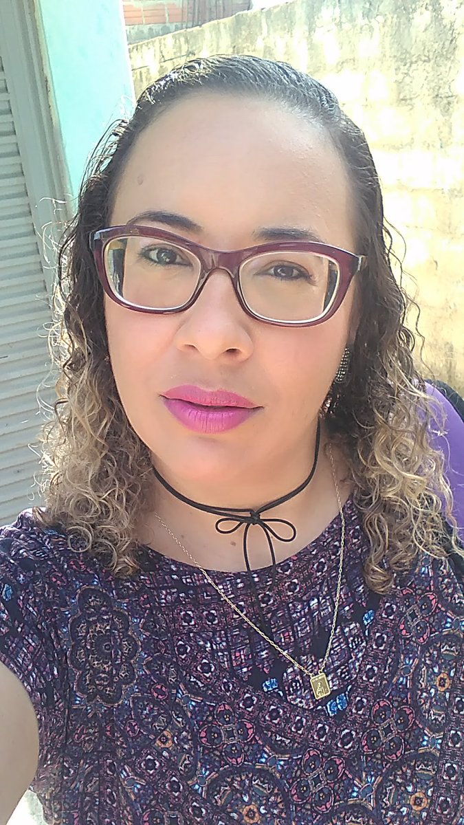 Juscelene2's tweet photo. Uma boca dessa e ninguém quer beijar #comosofro 💋😋😂😌 https://t.co/Qroygda89e