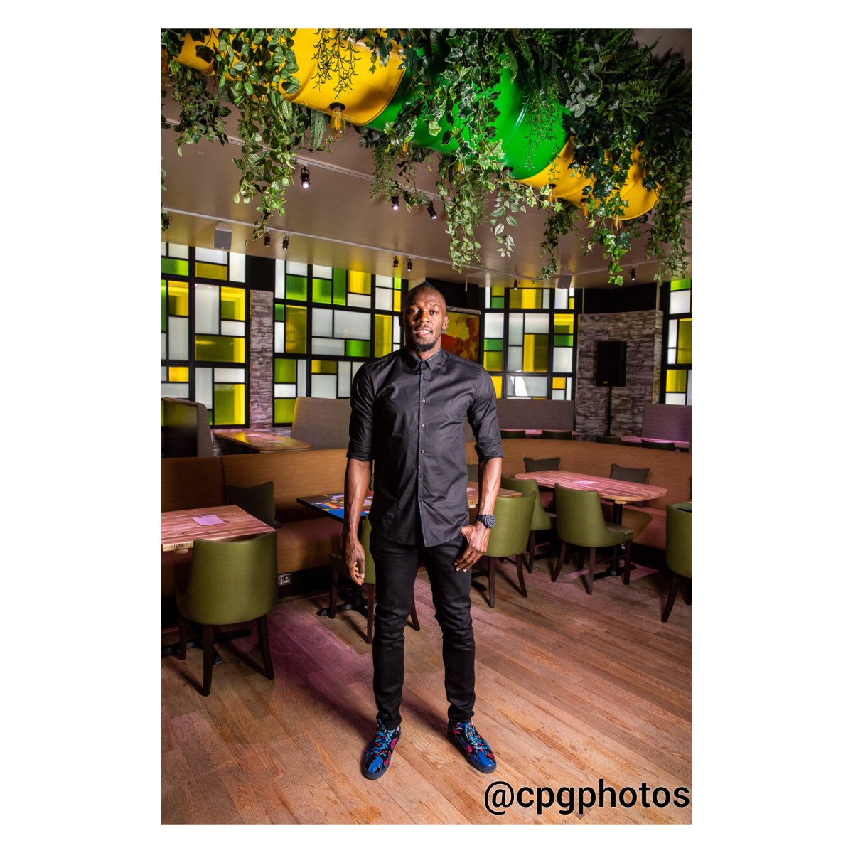 cpgphotos's tweet image. Usain Bolt - World’s fastest photo shoot - A real honour to be asked to photograph Usain Bolt as he launches his London restaurant Tracks and Records. He knows how to launch a restaurant. @usainbolt @TracksRecordsUK #UsainBolt #TracksandRecordsParty #TracksandRecords #London