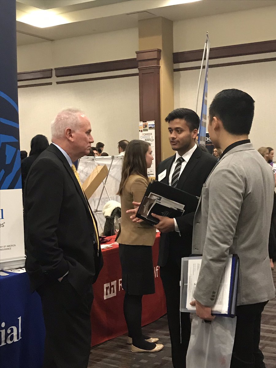 WabashCareers's tweet photo. Wabash men hustling at the Indiana Means Business Career Fair! #WabashWorks https://t.co/SS0J9umTG6